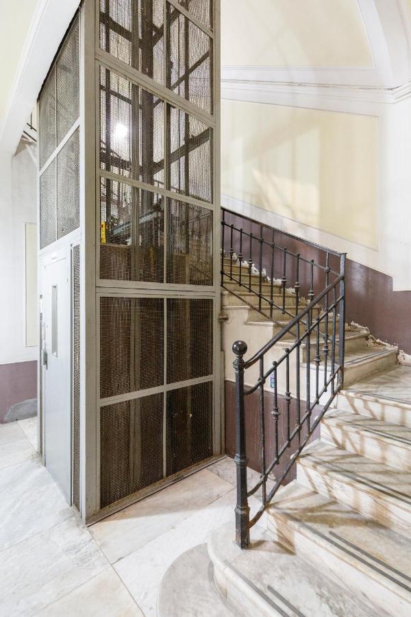 Scaramantico Rooms Napoli Bagian luar foto