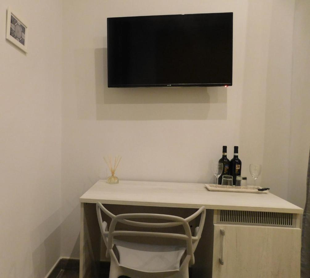Scaramantico Rooms Napoli Bagian luar foto