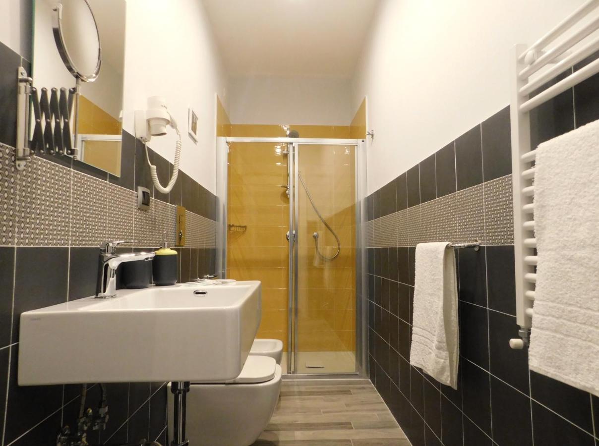 Scaramantico Rooms Napoli Bagian luar foto