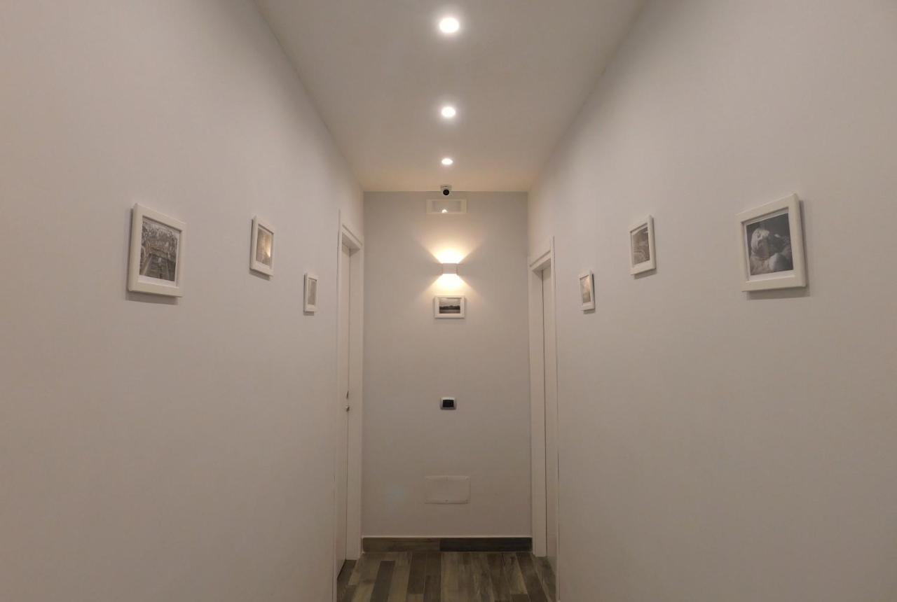 Scaramantico Rooms Napoli Bagian luar foto